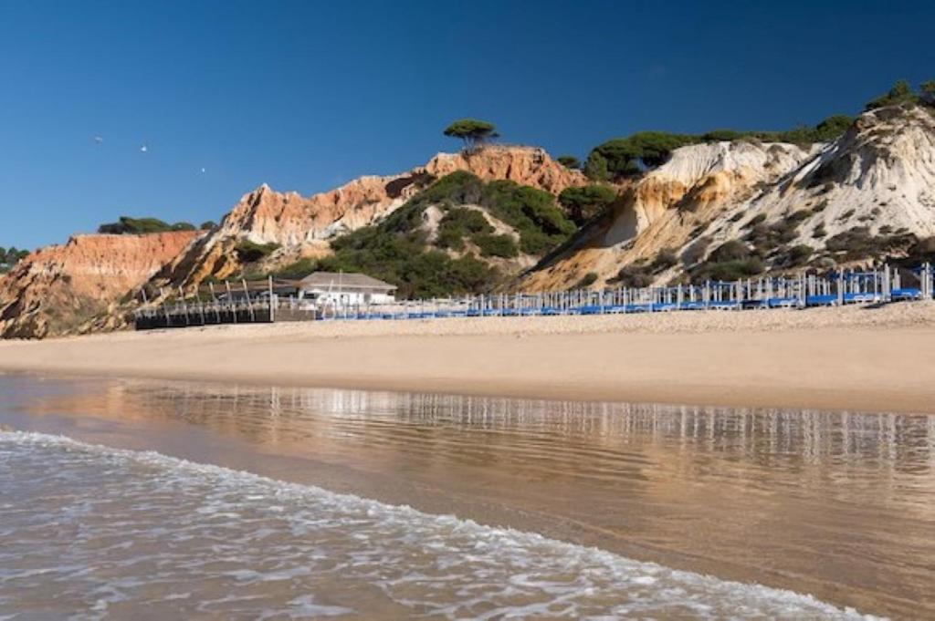 Espacoso Apt T2, Em Olhos Agua Albufeira Luaran gambar